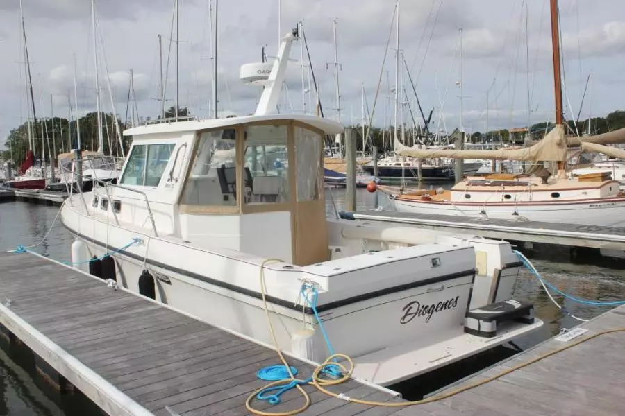 2008 Albin 28 Newport Flush Deck