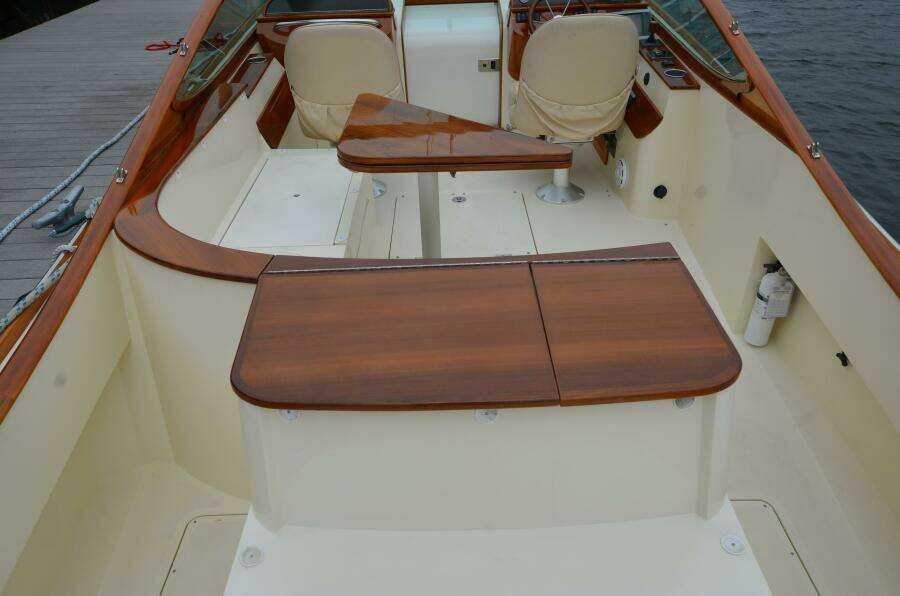 Aft Facing Settee