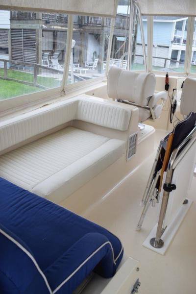 2005 Mainship 400