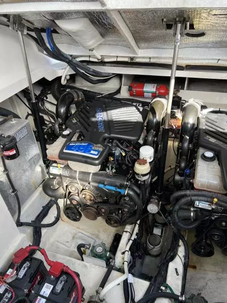2008 Sea Ray 330 Sundancer