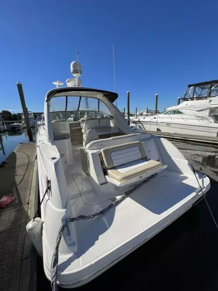 2008 Sea Ray 330 Sundancer