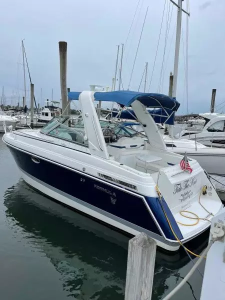 27ft Formula Yacht For Sale