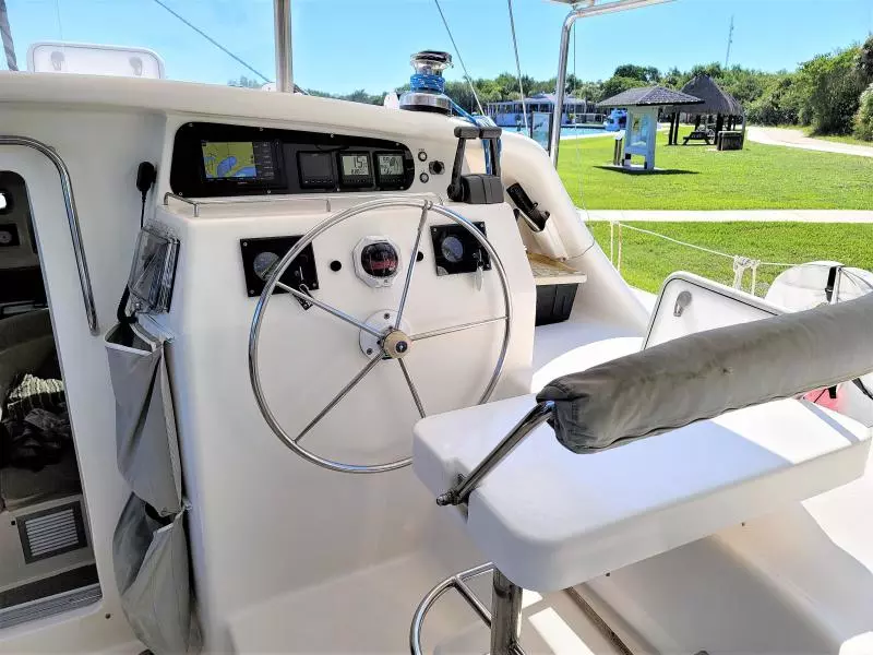 BLUE SHADOWS 38ft Voyage Yachts Yacht For Sale