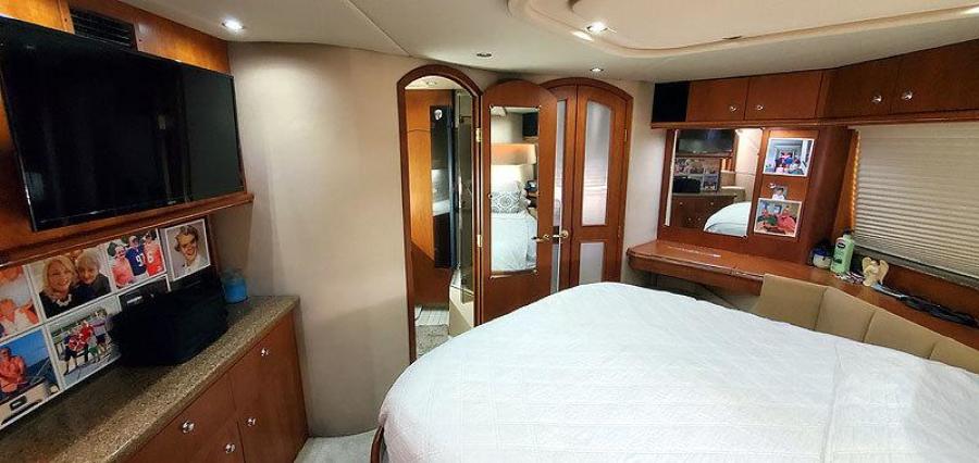 Master Stateroom Starboard