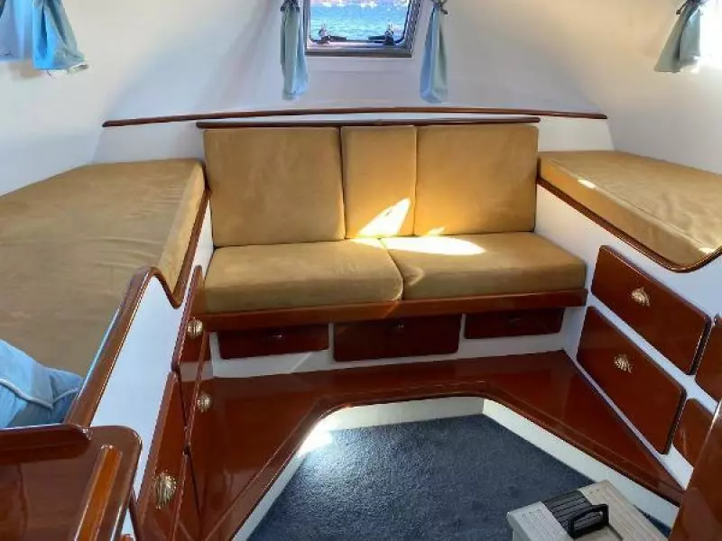 Endurance 38ft Seaton Yacht For Sale