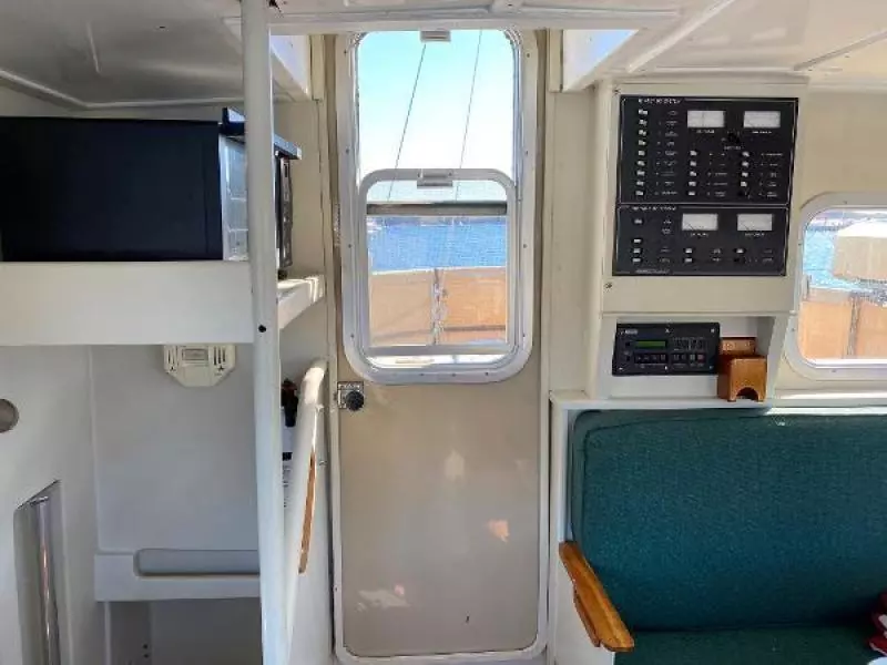 Endurance 38ft Seaton Yacht For Sale