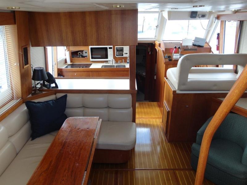 2001 Mainship 430 Trawler
