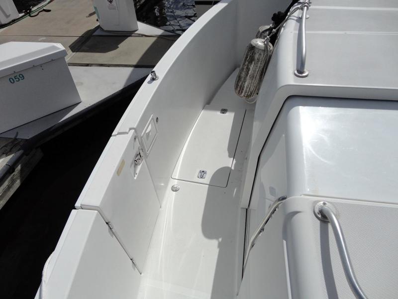 2001 Mainship 430 Trawler