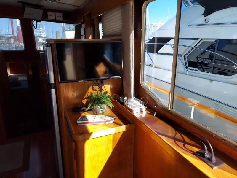 1994 Cape Dory Explorer