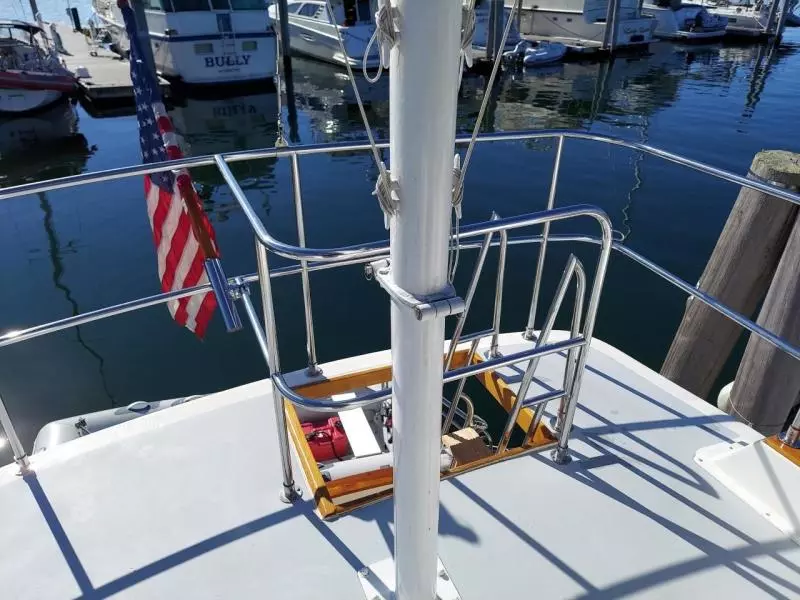 1994 Cape Dory Explorer