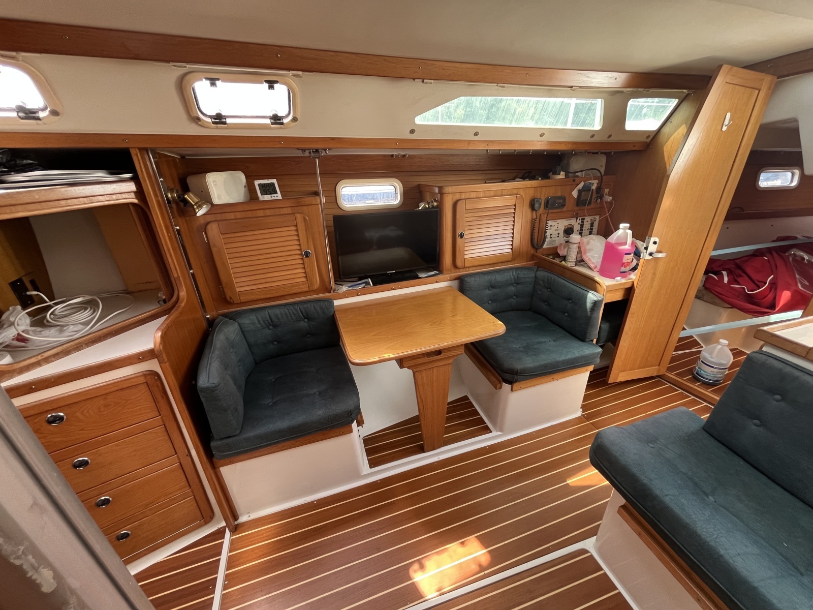 Gypsy Wagon 36ft Catalina Yacht For Sale