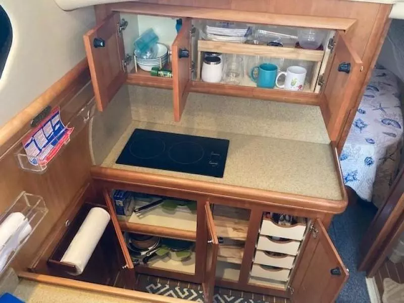 2007 Mainship Hardtop Trawler