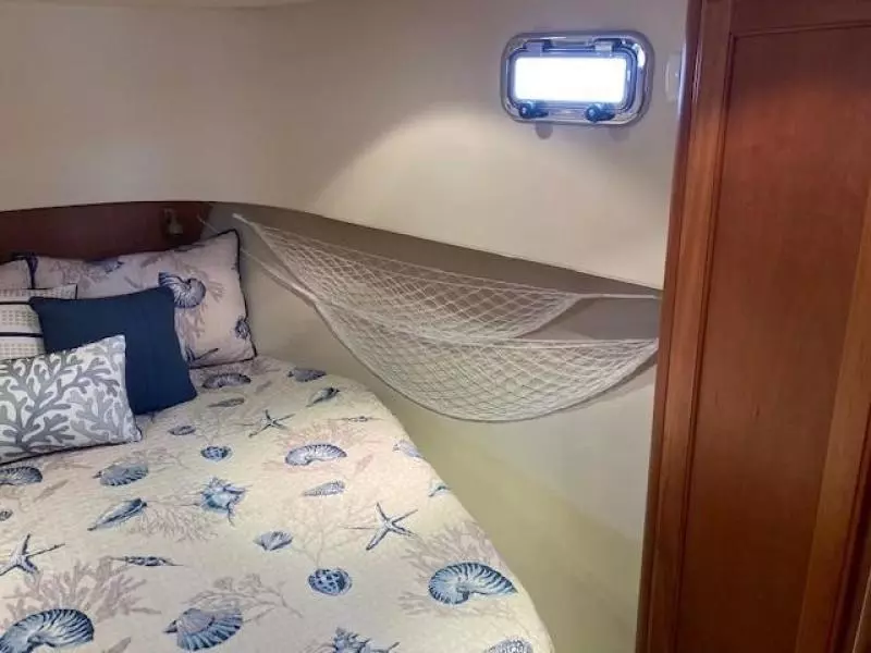 2007 Mainship Hardtop Trawler