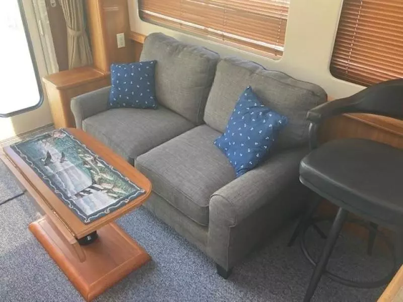 2007 Mainship Hardtop Trawler