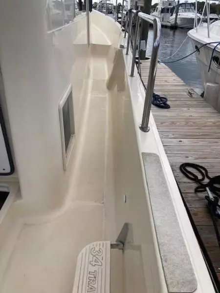 2007 Mainship Hardtop Trawler