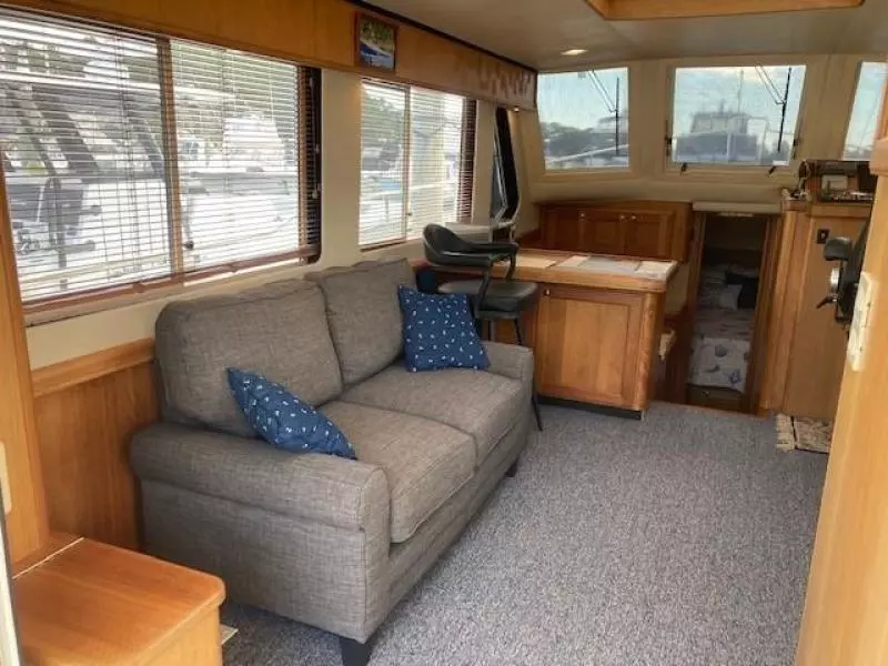 2007 Mainship Hardtop Trawler