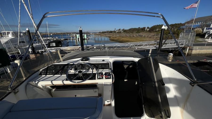 1989 Bayliner 4550