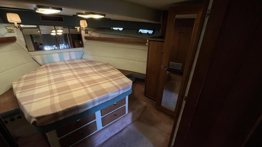 1989 Bayliner 4550