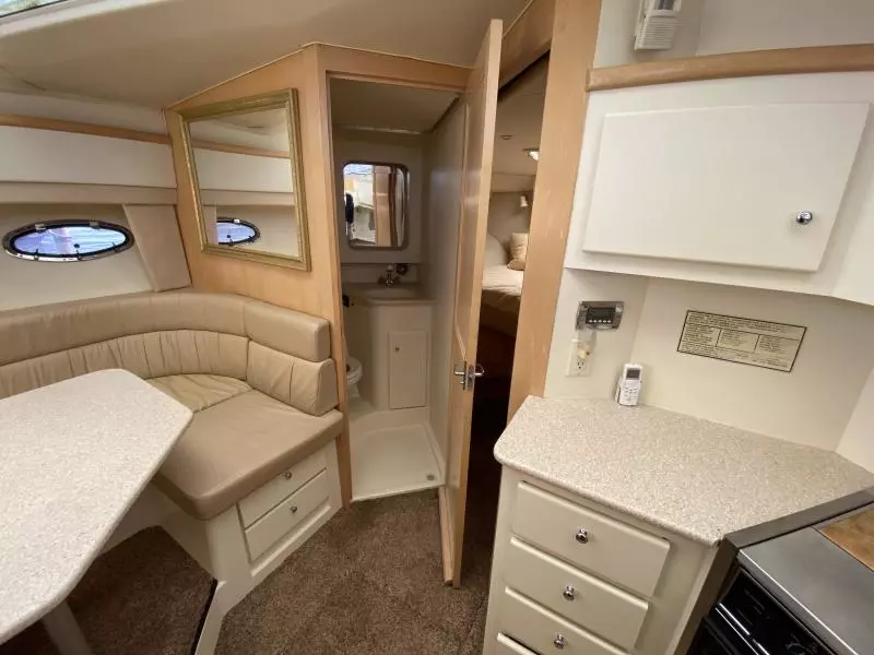 1998 Carver 405 Motor Yacht