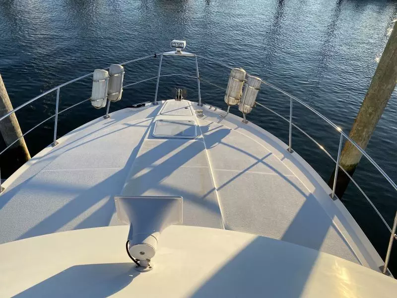 1998 Carver 405 Motor Yacht