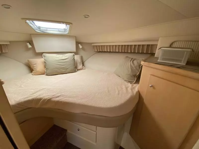 1998 Carver 405 Motor Yacht