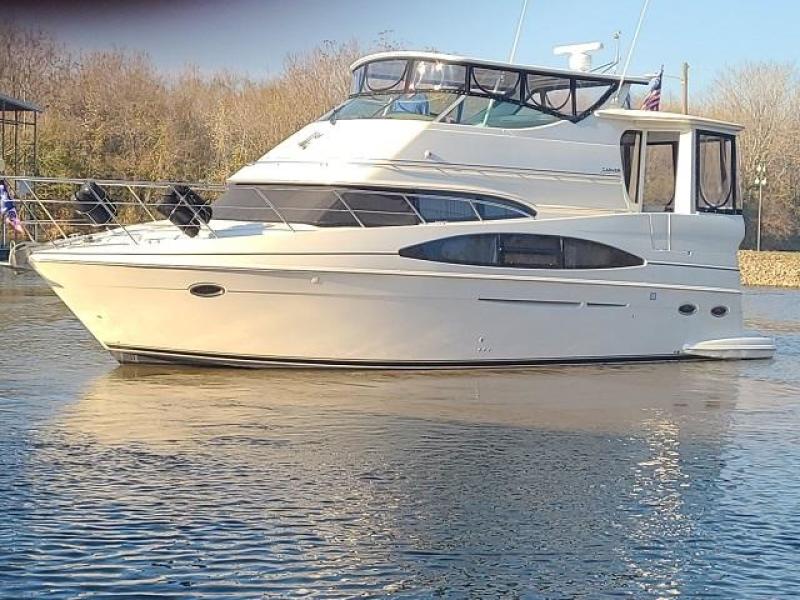 46' Carver port forward profile2
