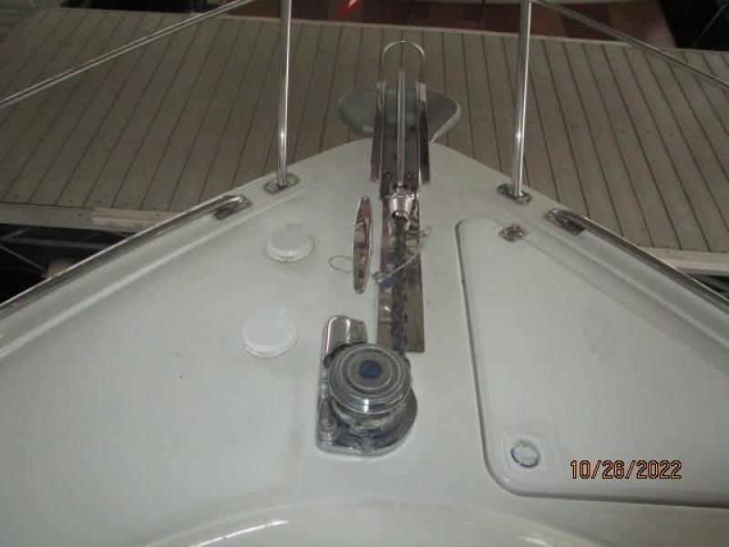 46' Carver anchor windlass