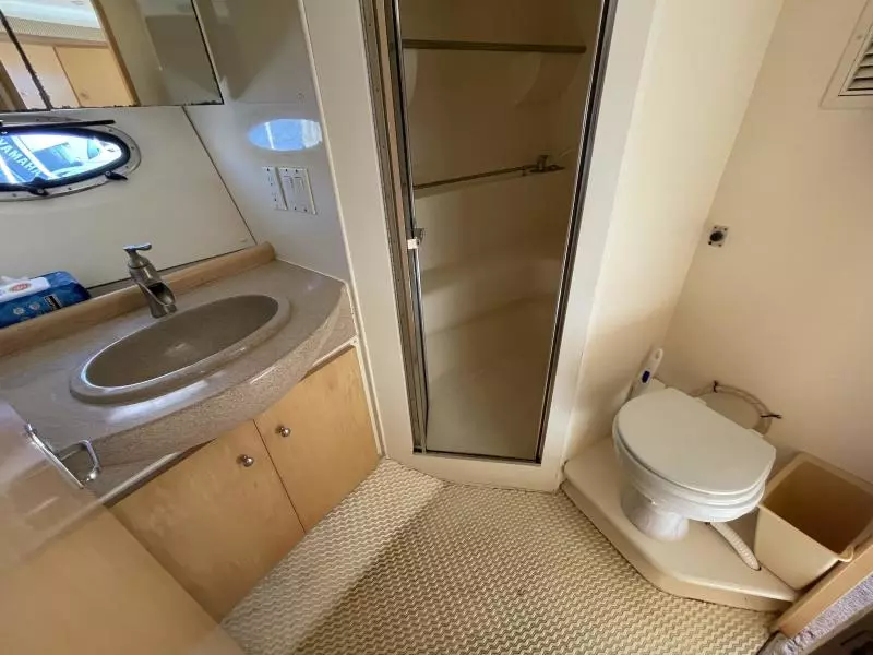 1997 Carver 350 Mariner