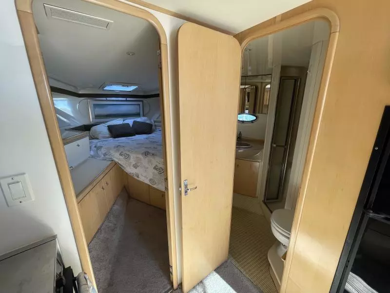 1997 Carver 350 Mariner