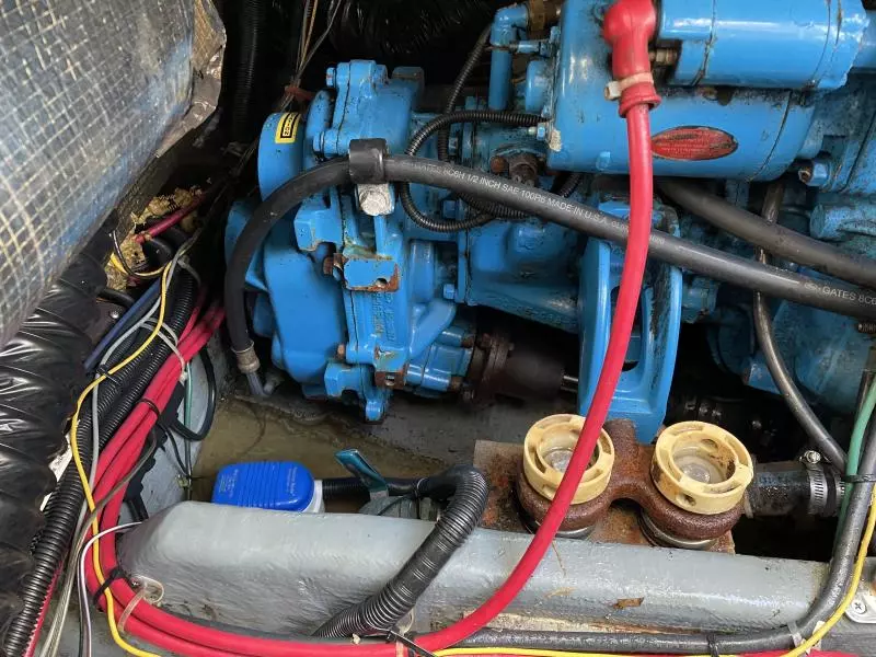 1997 Carver 350 Mariner