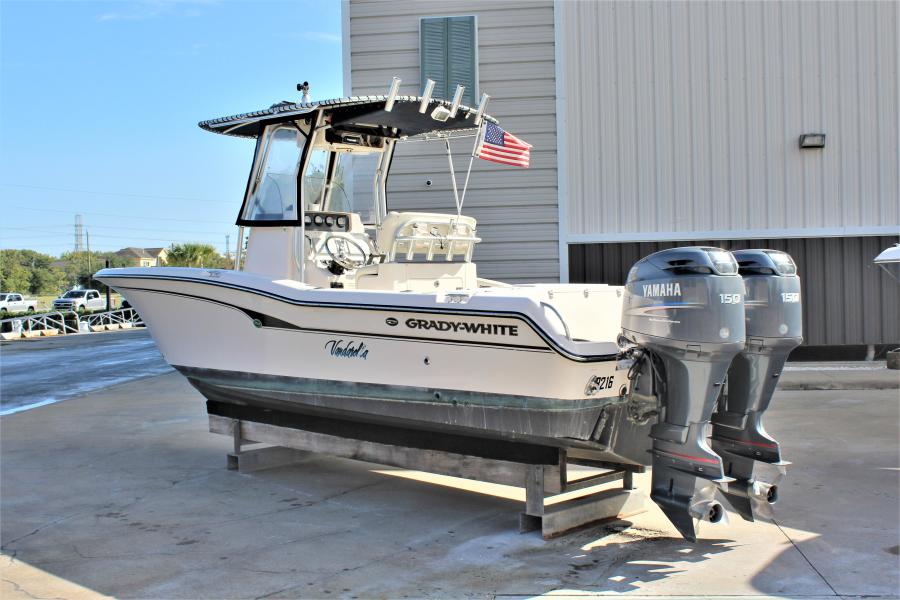 2004 Grady-White Advance 257