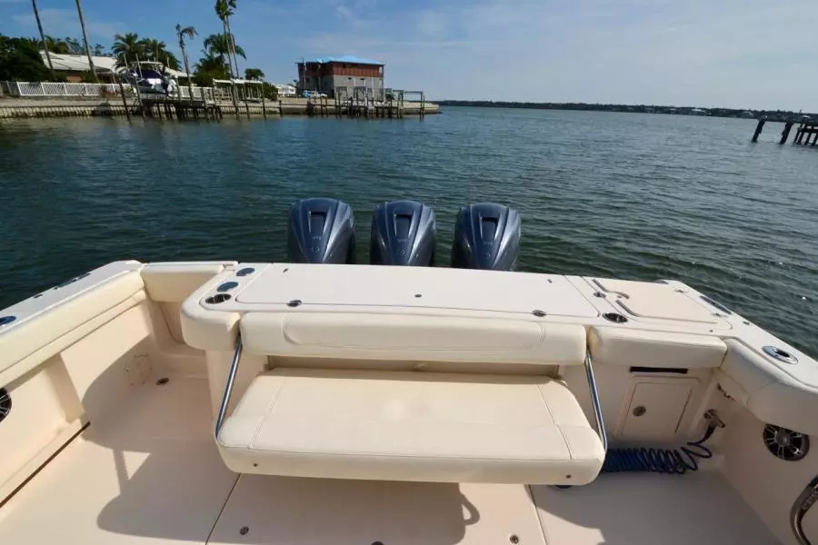 Stern Seat