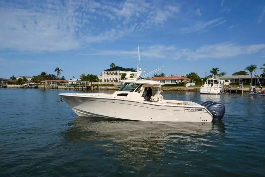 Grady-White 376