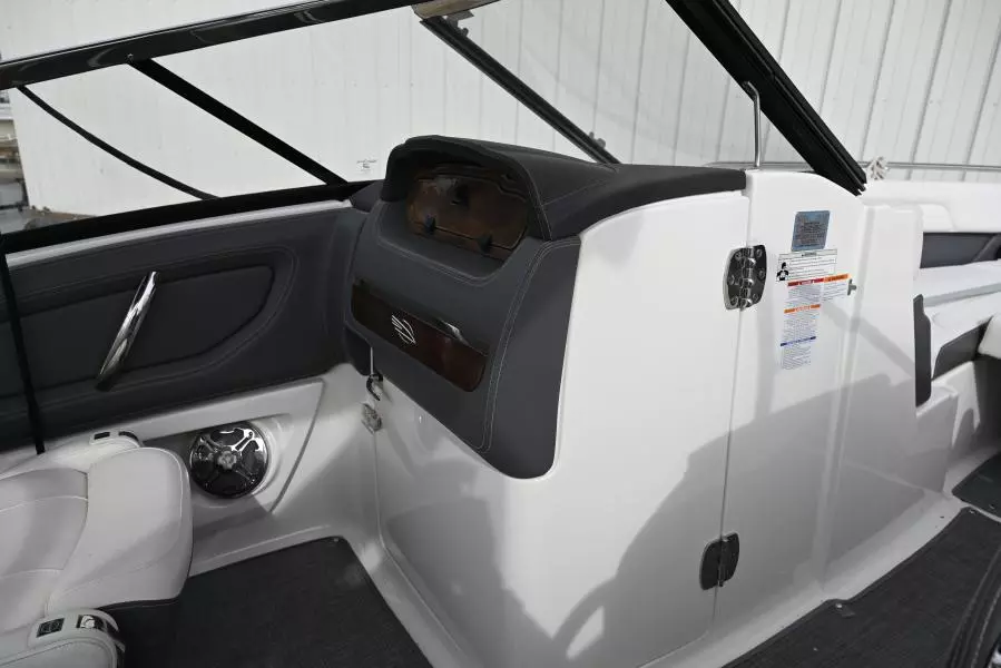 2015 Chaparral 277SSX