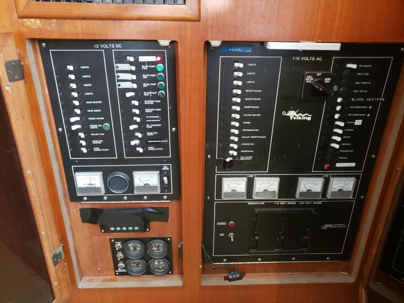 1987 Viking Sundeck