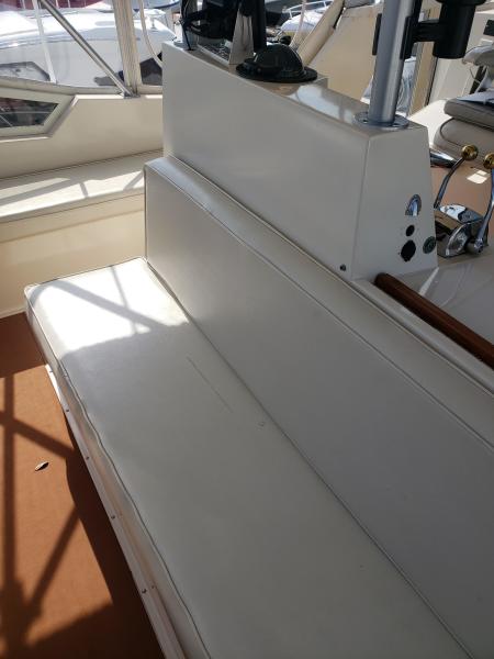 1987 Viking Sundeck