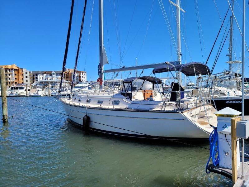 2008 Island Packet 370