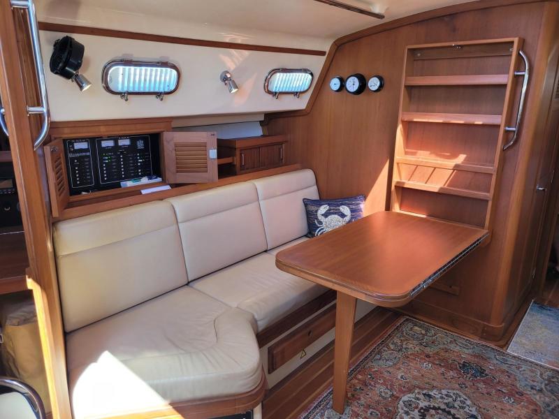 2008 Island Packet 370