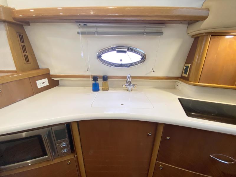 2003 Sealine T47