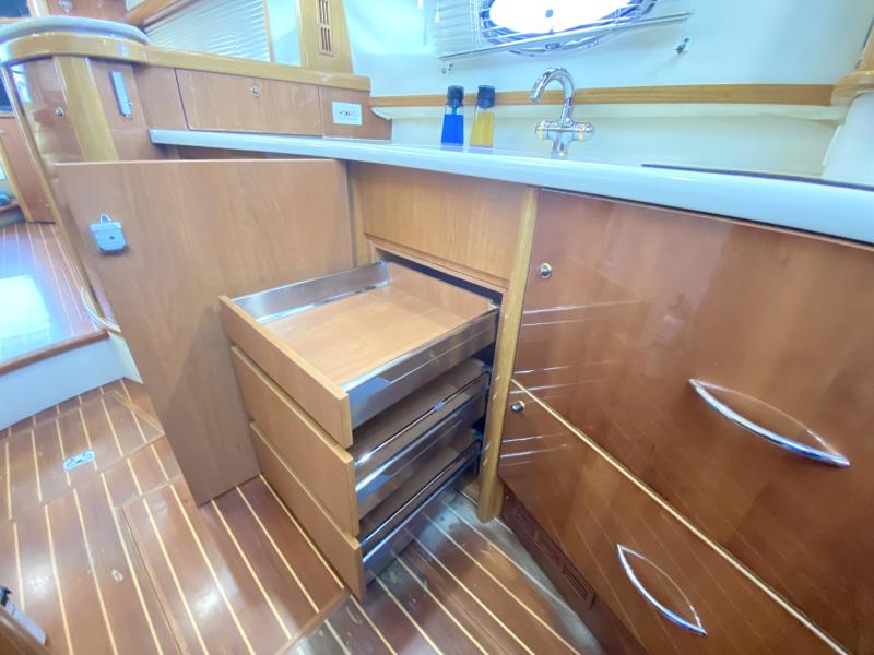 2003 Sealine T47