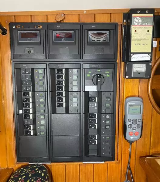 1981 Tayana Flying Dutchman 12