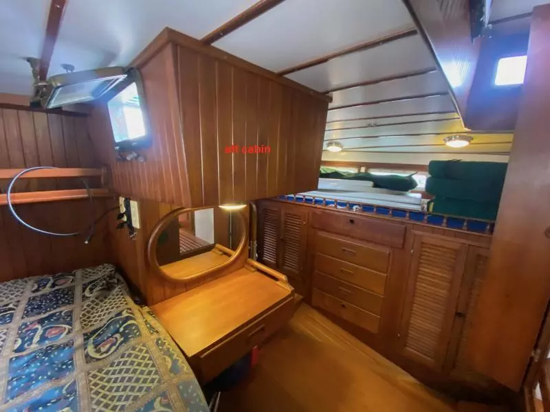 1981 Tayana Flying Dutchman 12