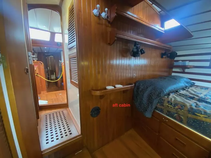 1981 Tayana Flying Dutchman 12