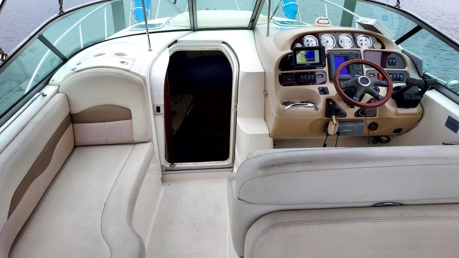 2004 Chaparral 310 Signature