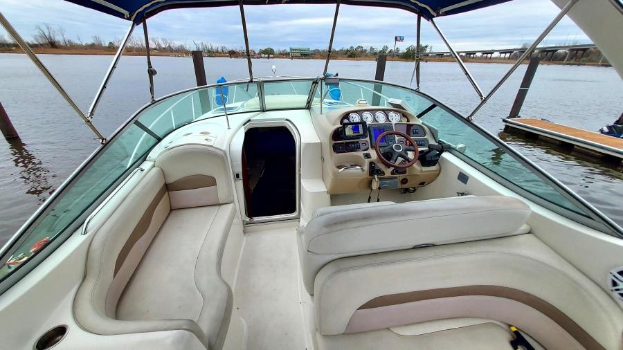2004 Chaparral 310 Signature