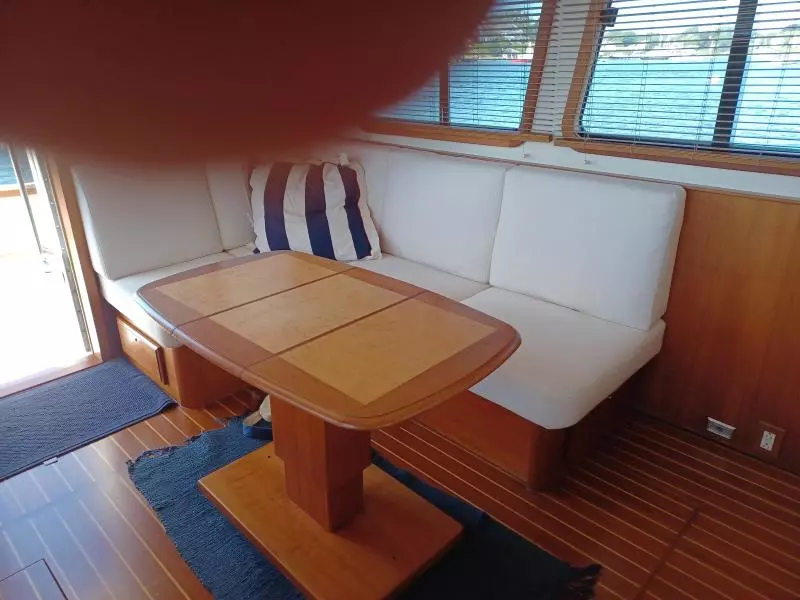 2003 Sabre 42 Flybridge