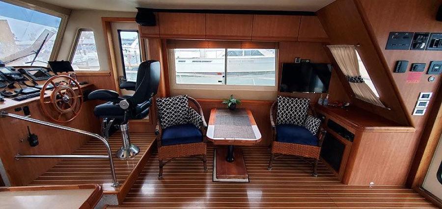 Salon Starboard