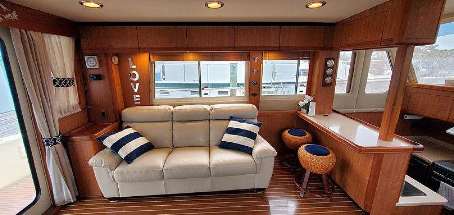 Salon Port