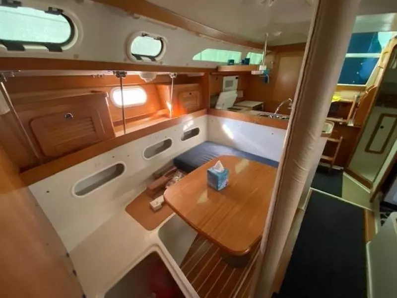 2001 Catalina 34 MKII