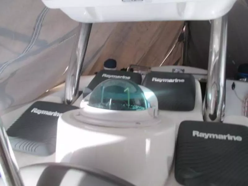 2006 Hunter 31